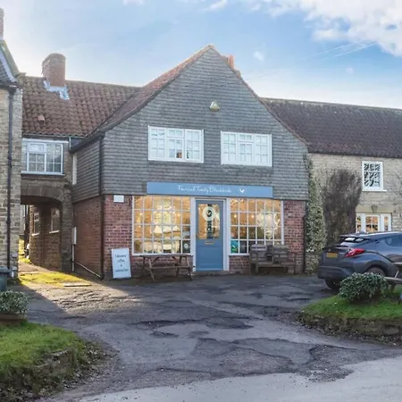 Dene Cottage, * Welburn
